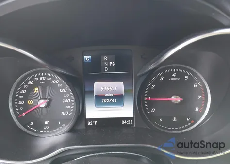 2019 Mercedes-Benz Glc 300 4Matic z USA, uszkodzony, nr VIN WDC0G4KB8KF504744